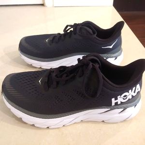 Hoka One One women's Clifton 7 (7.5 Wide)